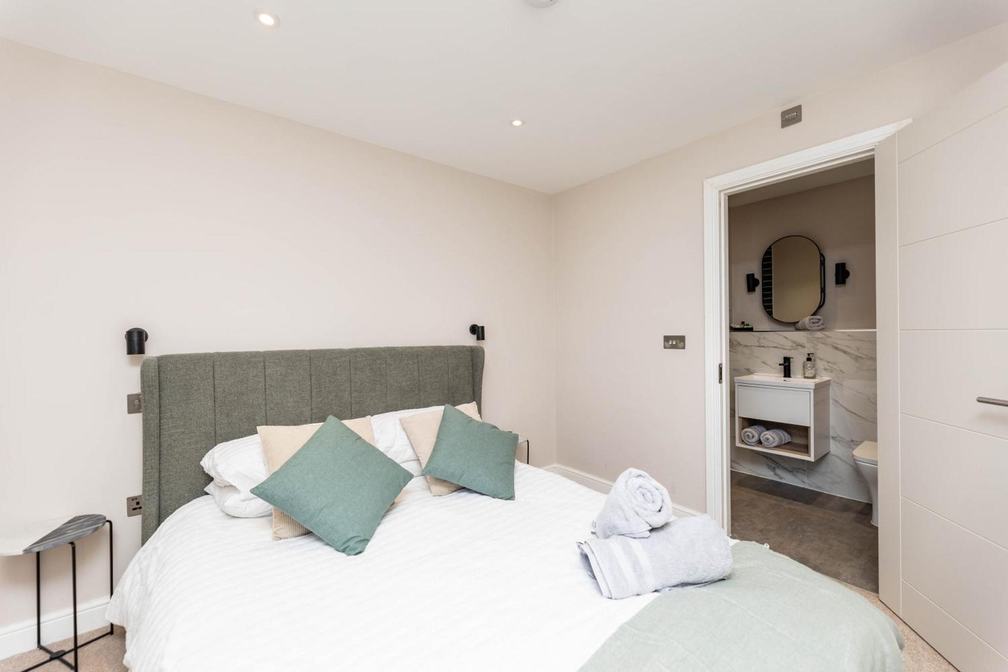 Modern 1bed Flat In The Heart Of Leeds Centre Apartment *